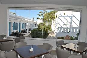 Petinaros Hotel