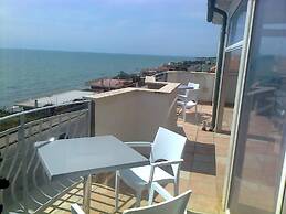 L'Approdo
