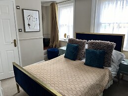 The Ship Hotel
