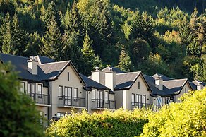 Platinum Queenstown Villas