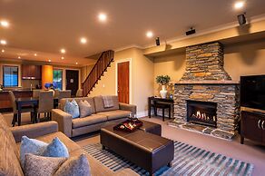 Platinum Queenstown Villas