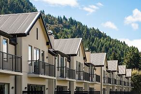 Platinum Queenstown Villas