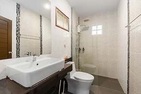 Promtsuk Buri Resort
