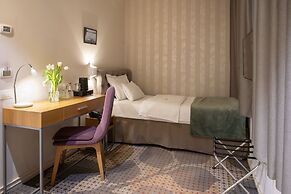 Jump INN Hotel Belgrade