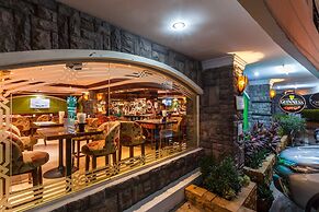 Tara Court Hotel