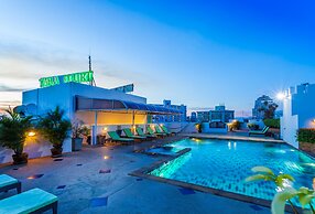 Tara Court Hotel