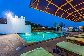 Tara Court Hotel