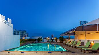 Tara Court Hotel