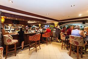 Tara Court Hotel