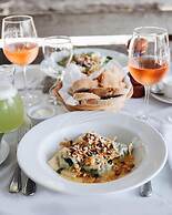 Narbona Wine Lodge