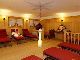 Hotel Dolomiten