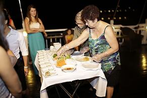 Syrena Cruises