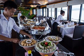 Syrena Cruises