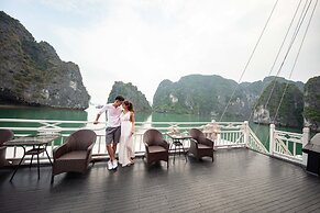 Syrena Cruises