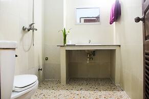 Tropical Breeze Guesthouse
