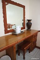 Tonglen Eco Resort