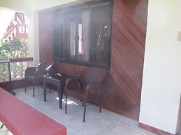 Tonglen Eco Resort