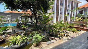 Sandat Hotel Legian