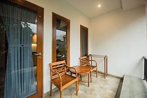 Sandat Hotel Legian