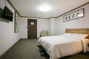 Busan Tourist Hotel