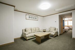 Busan Tourist Hotel