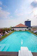 Embryo Hotel