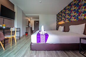 Embryo Hotel