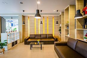 Embryo Hotel
