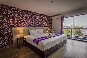 Embryo Hotel