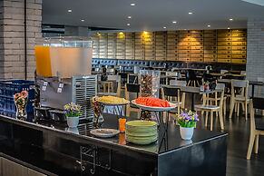 Embryo Hotel