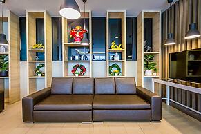 Embryo Hotel