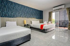 Embryo Hotel