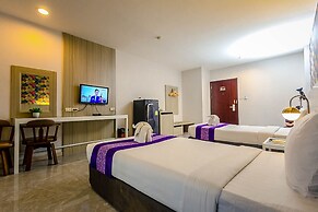 Embryo Hotel