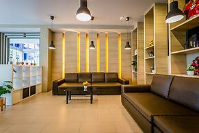 Embryo Hotel