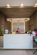 Embryo Hotel