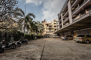 Embryo Hotel