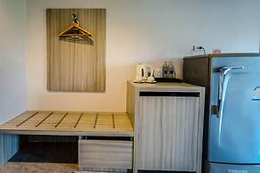 Embryo Hotel