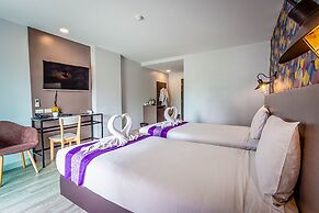 Embryo Hotel