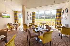 Sandford Springs Hotel & Golf Club