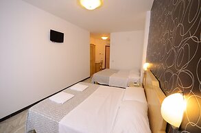 Hotel Clinton