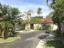 The Living Pool Villas