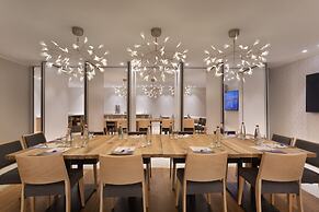 Herbert Samuel Okeanos Suites Herzilya