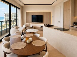 Herbert Samuel Okeanos Suites Herzilya