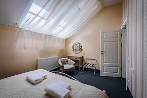 Moon Garden Boutique Hotel