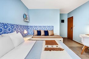 Core Hotel Polychrono