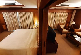 Grand Hotel