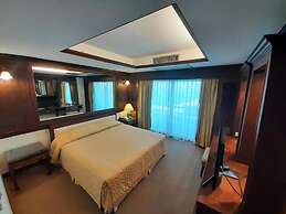 Grand Hotel