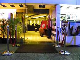 Seashell Residency & Restaurant