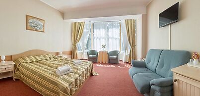 Universal Hotel