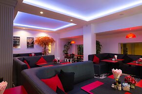 Zing Resort & Spa